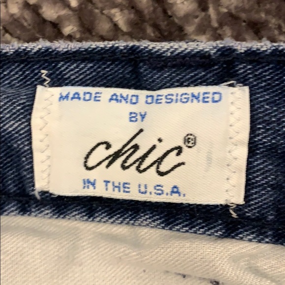 VINTAGE CHIC BOYFRIEND SHORTS - Picture 3 of 7